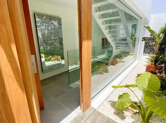 Rocavista - With Heated Rooftop Pool And Amazing Ocean View *