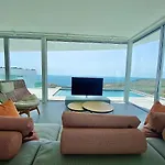 Rocavista - With Heated Rooftop Pool And Amazing Ocean View 别墅 *