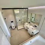 Rocavista - With Heated Rooftop Pool And Amazing Ocean View 别墅 *