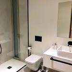 Rocavista - With Heated Rooftop Pool And Amazing Ocean View * 阿德耶
