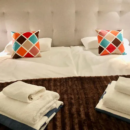 Rocavista - With Heated Rooftop Pool And Amazing Ocean View